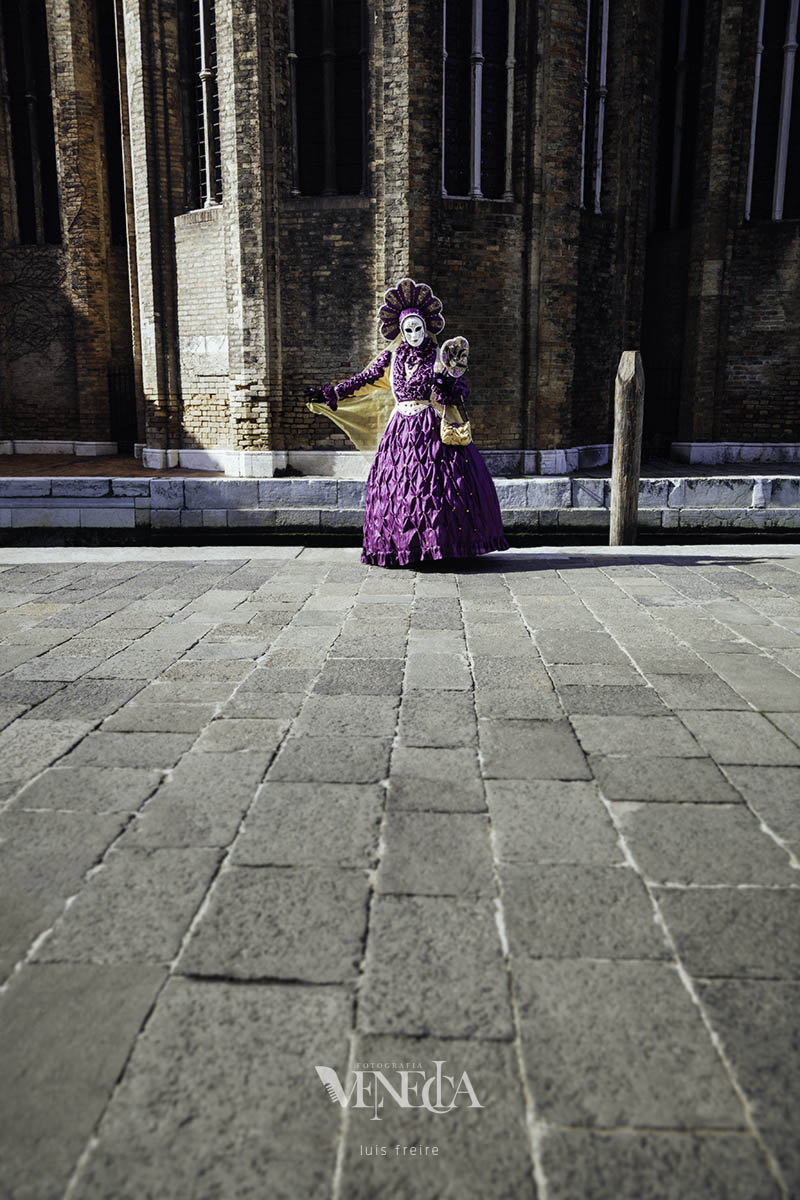 Retrato de enmascarada en Venecia